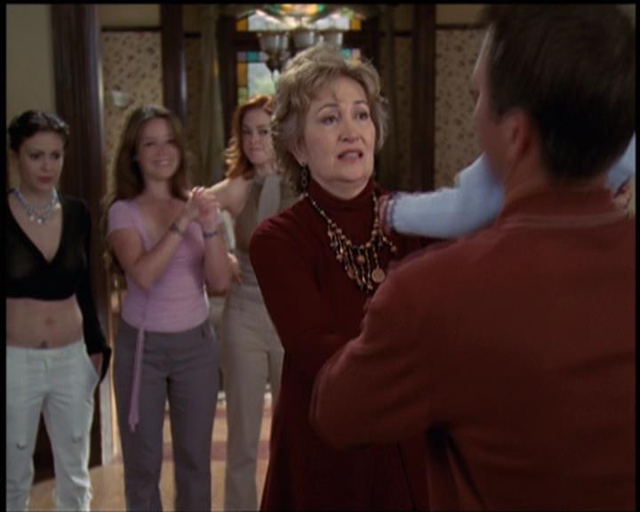 Charmed-Online-dot-net_5x21NecromancingTheStone0480.jpg