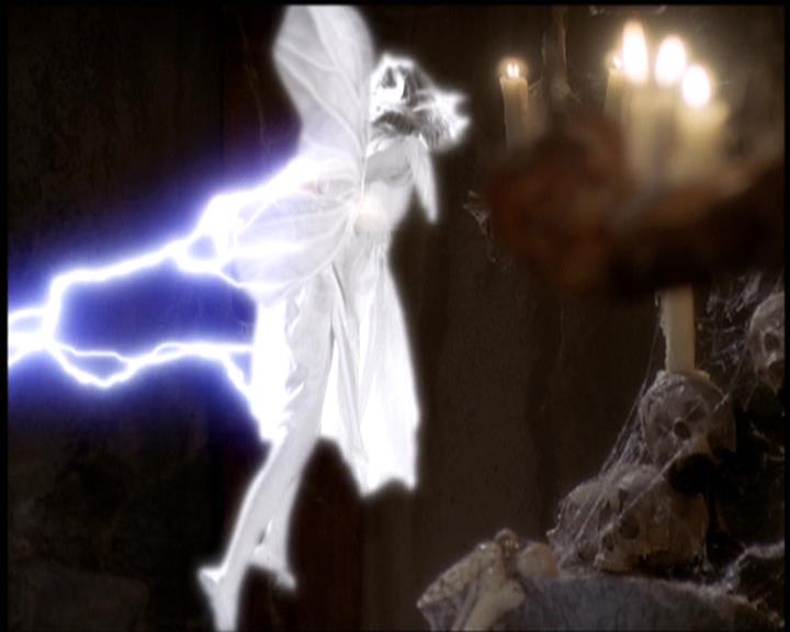 Charmed-Online-dot-net_5x21NecromancingTheStone0592.jpg