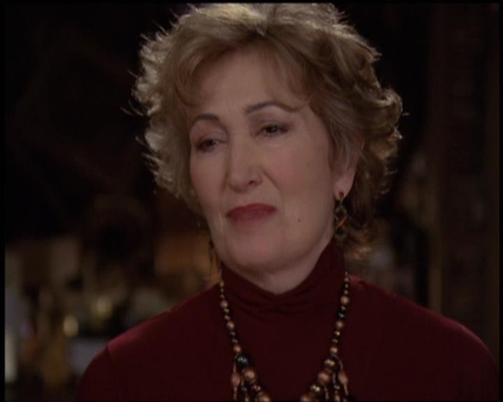 Charmed-Online-dot-net_5x21NecromancingTheStone1025.jpg