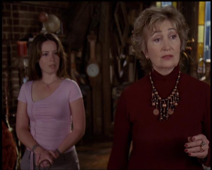 Charmed-Online-dot-net_5x21NecromancingTheStone1039.jpg