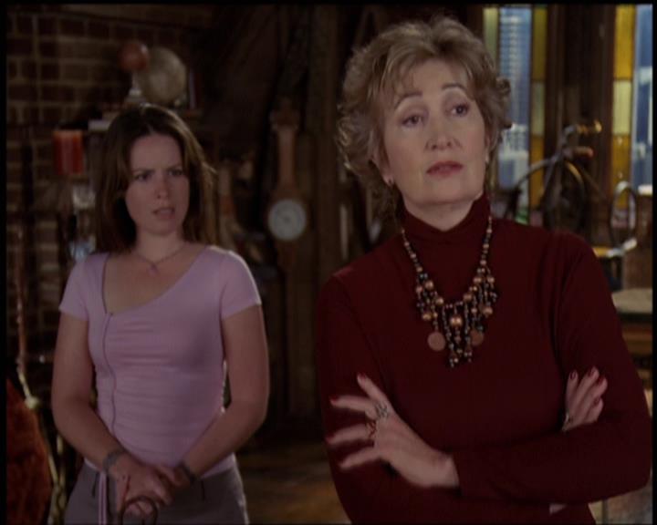 Charmed-Online-dot-net_5x21NecromancingTheStone1045.jpg