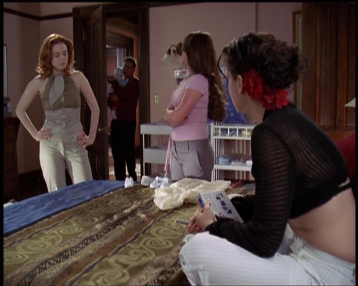 Charmed-Online-dot-net_5x21NecromancingTheStone1187.jpg Charmed-Online-dot-net_5x21NecromancingTheStone1187.jpg
