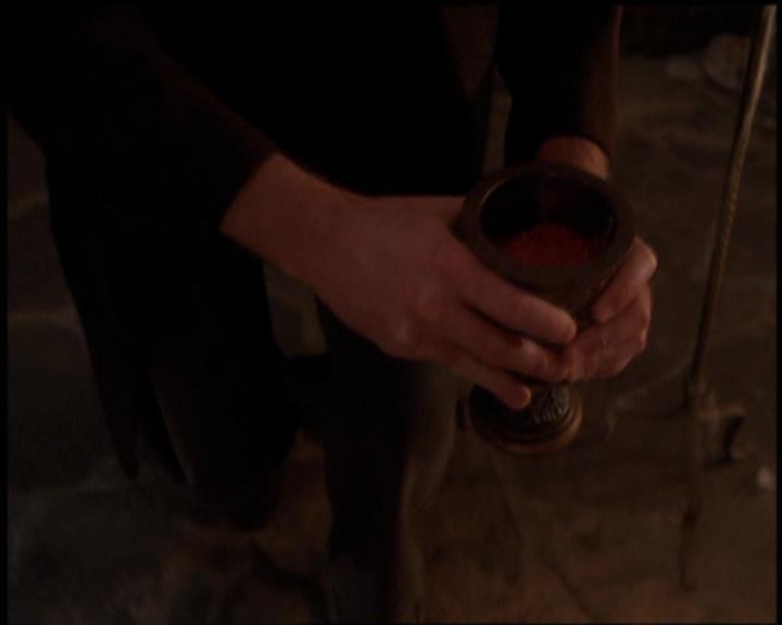 Charmed-Online-dot-net_5x21NecromancingTheStone1226.jpg