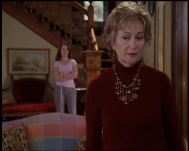 Charmed-Online-dot-net_5x21NecromancingTheStone1340.jpg Charmed-Online-dot-net_5x21NecromancingTheStone1340.jpg