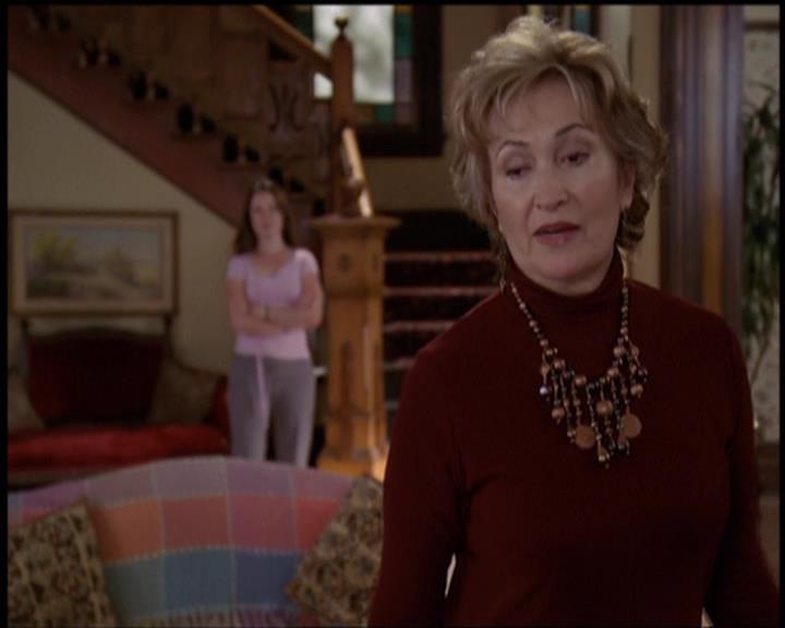 Charmed-Online-dot-net_5x21NecromancingTheStone1341.jpg