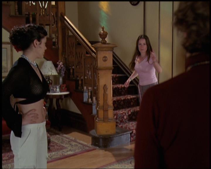 Charmed-Online-dot-net_5x21NecromancingTheStone1561.jpg Charmed-Online-dot-net_5x21NecromancingTheStone1561.jpg