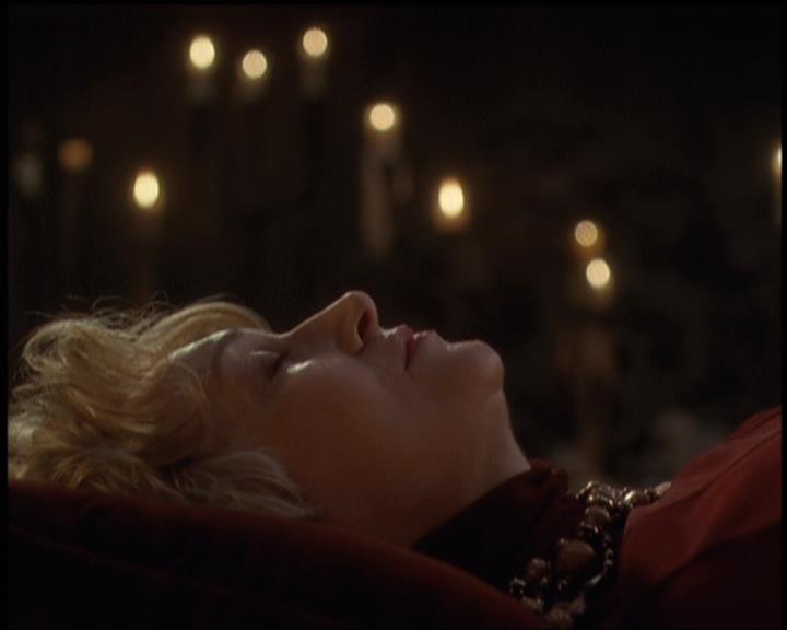 Charmed-Online-dot-net_5x21NecromancingTheStone1669.jpg Charmed-Online-dot-net_5x21NecromancingTheStone1669.jpg