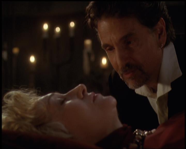 Charmed-Online-dot-net_5x21NecromancingTheStone1682.jpg