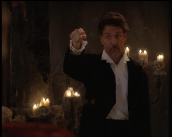 Charmed-Online-dot-net_5x21NecromancingTheStone1701.jpg