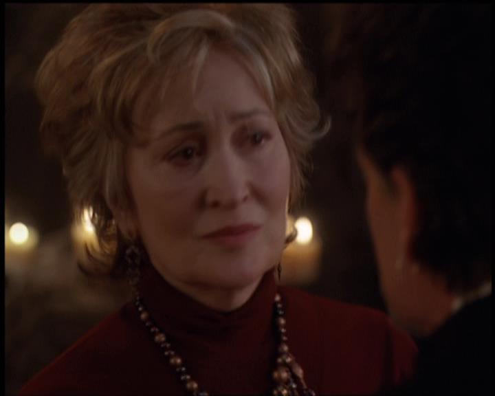 Charmed-Online-dot-net_5x21NecromancingTheStone1756.jpg