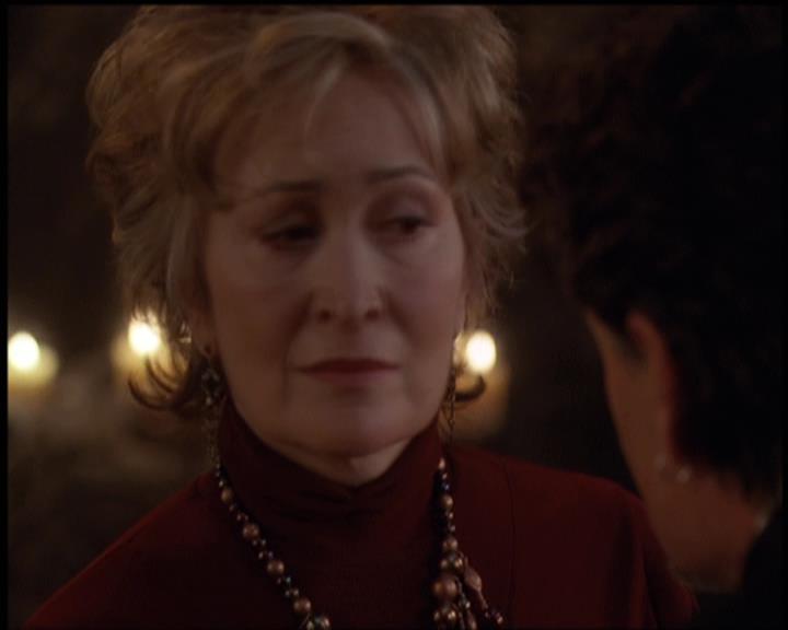 Charmed-Online-dot-net_5x21NecromancingTheStone1768.jpg