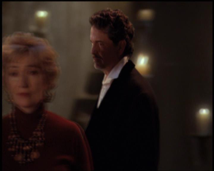 Charmed-Online-dot-net_5x21NecromancingTheStone1959.jpg