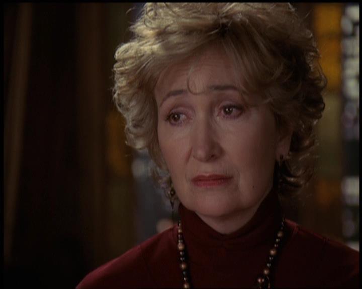 Charmed-Online-dot-net_5x21NecromancingTheStone1996.jpg