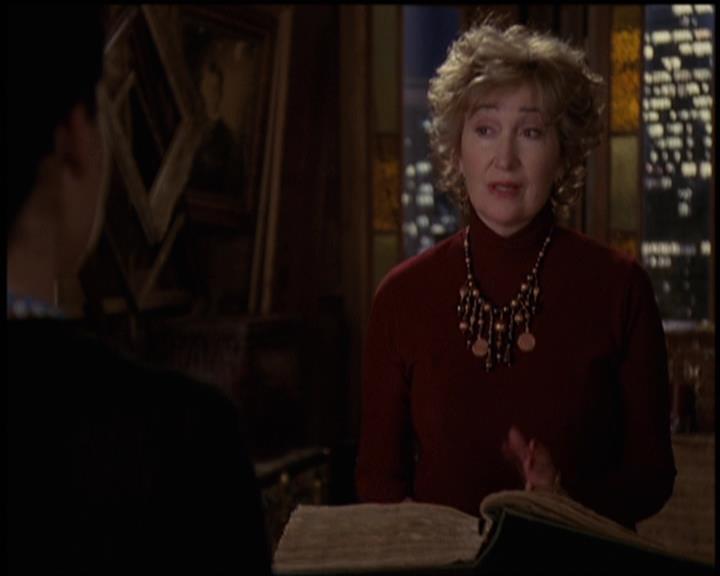 Charmed-Online-dot-net_5x21NecromancingTheStone2002.jpg