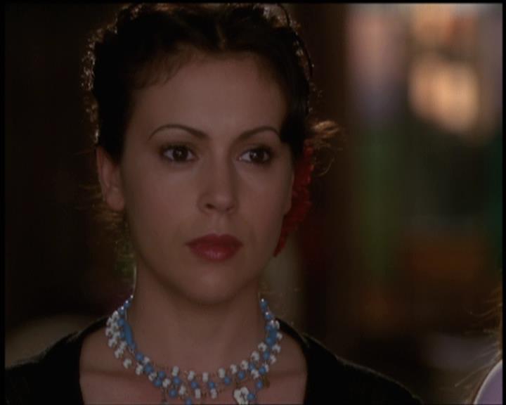 Charmed-Online-dot-net_5x21NecromancingTheStone2004.jpg