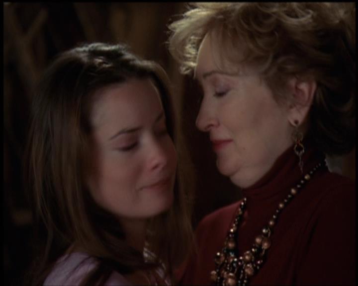Charmed-Online-dot-net_5x21NecromancingTheStone2164.jpg