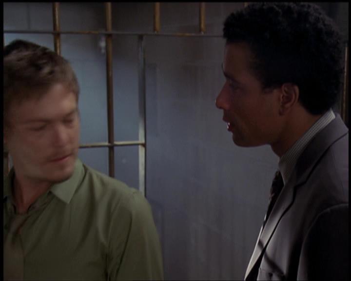 Charmed-Online-dot-net_5x21NecromancingTheStone2259.jpg