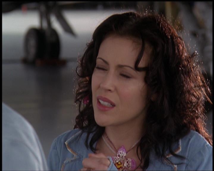 Charmed-Online-dot-net_5x21NecromancingTheStone2309.jpg
