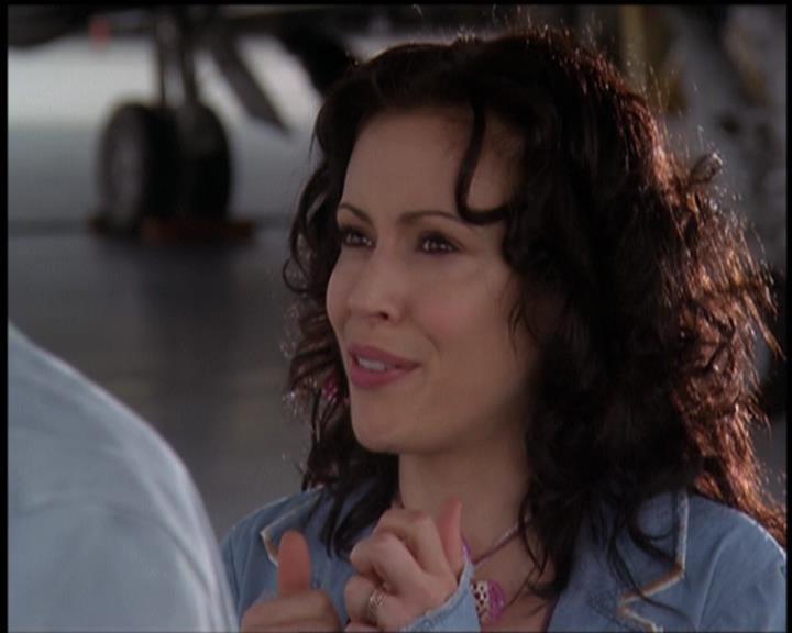 Charmed-Online-dot-net_5x21NecromancingTheStone2317.jpg Charmed-Online-dot-net_5x21NecromancingTheStone2317.jpg