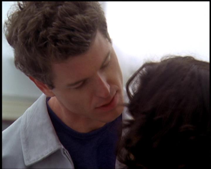 Charmed-Online-dot-net_5x21NecromancingTheStone2336.jpg Charmed-Online-dot-net_5x21NecromancingTheStone2336.jpg