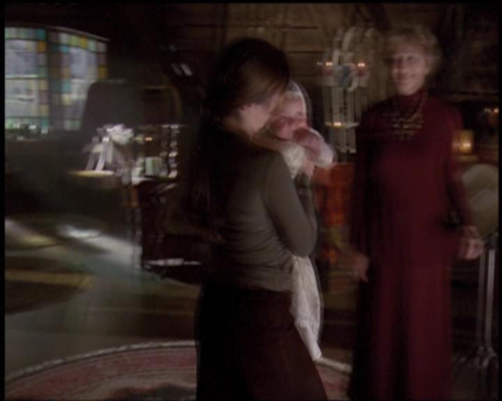 Charmed-Online-dot-net_5x21NecromancingTheStone2367.jpg