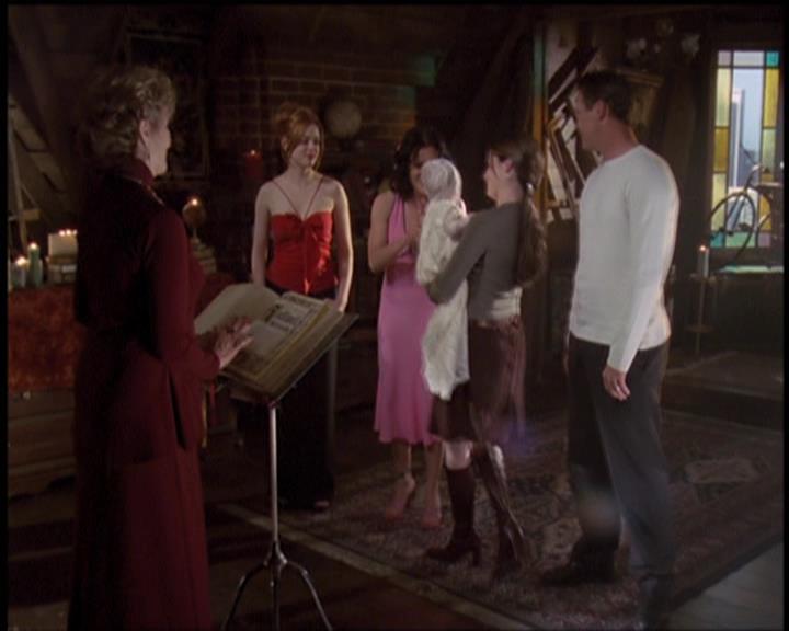 Charmed-Online-dot-net_5x21NecromancingTheStone2370.jpg