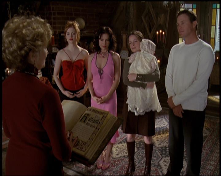 Charmed-Online-dot-net_5x21NecromancingTheStone2386.jpg