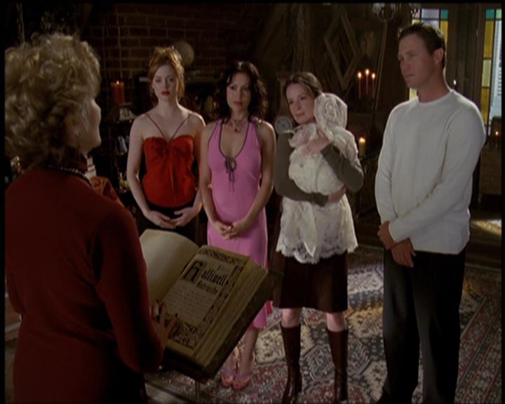 Charmed-Online-dot-net_5x21NecromancingTheStone2388.jpg