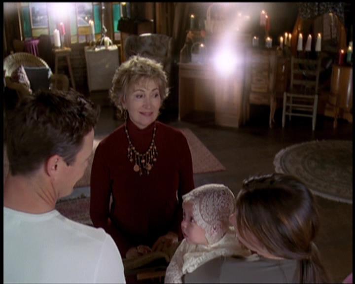 Charmed-Online-dot-net_5x21NecromancingTheStone2396.jpg