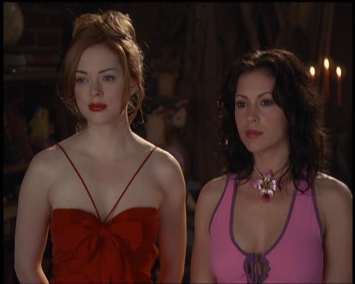 Charmed-Online-dot-net_5x21NecromancingTheStone2429.jpg