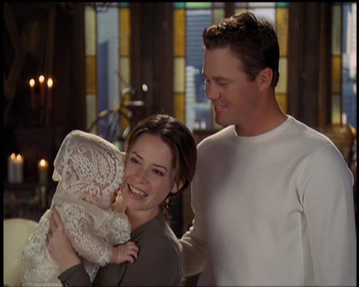 Charmed-Online-dot-net_5x21NecromancingTheStone2471.jpg