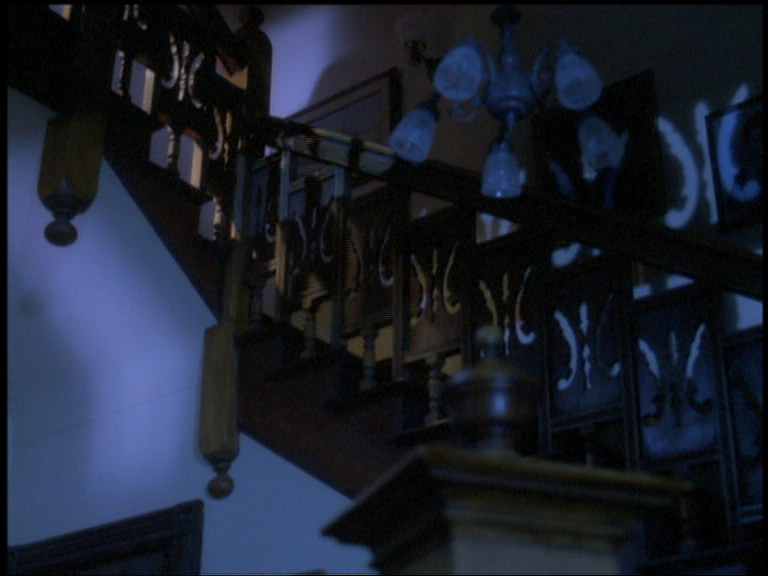charmed-online_dot_net_OpeningCreditsS5-00010.png