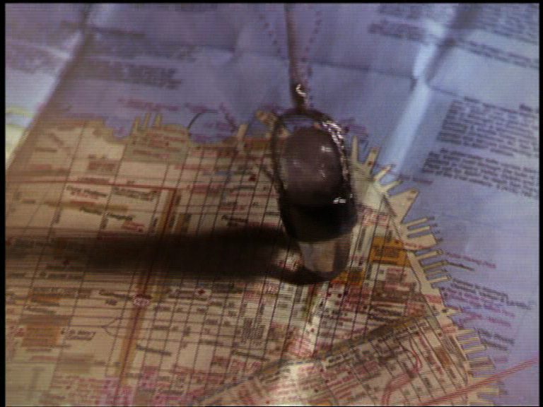 charmed-online_dot_net_OpeningCreditsS5-00013.png