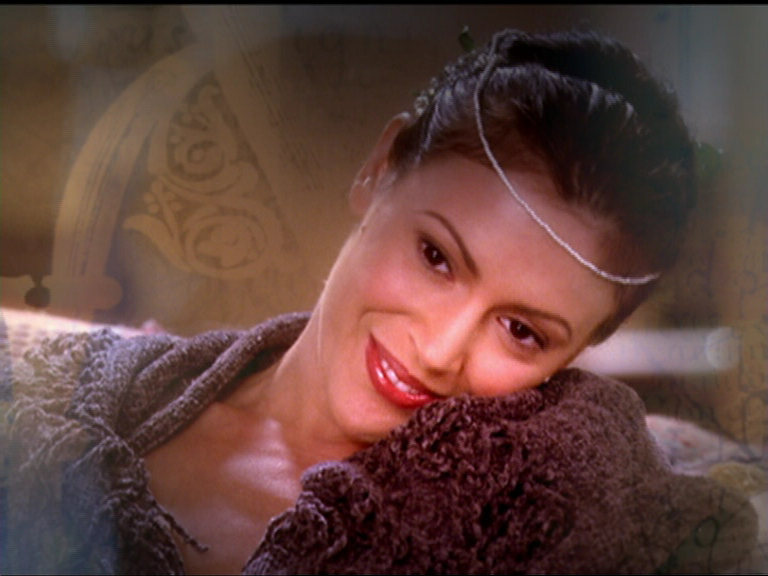 charmed-online_dot_net_OpeningCreditsS5-00016.png