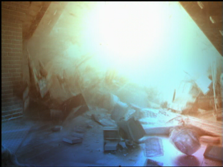 charmed-online_dot_net_OpeningCreditsS5-00033.png