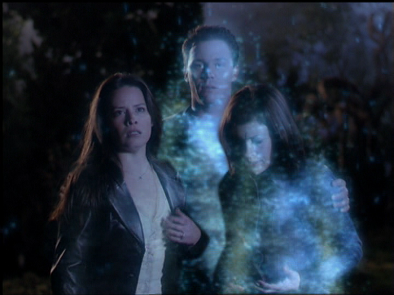 charmed-online_dot_net_OpeningCreditsS5-00051.png