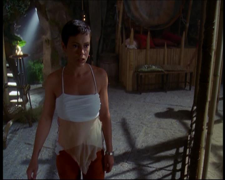 Charmed-Online_dot_net-601ValhalleyoftheDolls1601.jpg