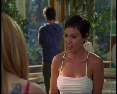 Charmed-Online_dot_net-601ValhalleyoftheDolls1061.jpg