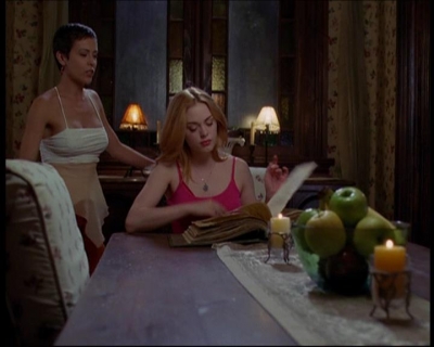 Charmed-Online_dot_net-601ValhalleyoftheDolls1687.jpg