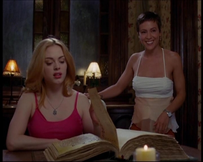 Charmed-Online_dot_net-601ValhalleyoftheDolls1693.jpg