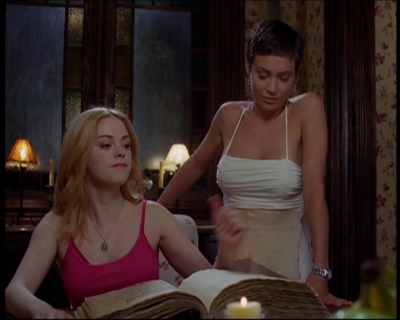 Charmed-Online_dot_net-601ValhalleyoftheDolls1708.jpg