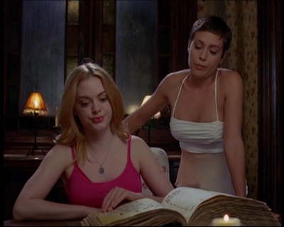 Charmed-Online_dot_net-601ValhalleyoftheDolls1719.jpg