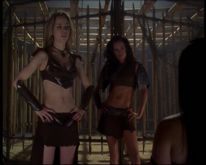 Charmed-Online_dot_net-602Valhalleyofthedolls-part20361.jpg