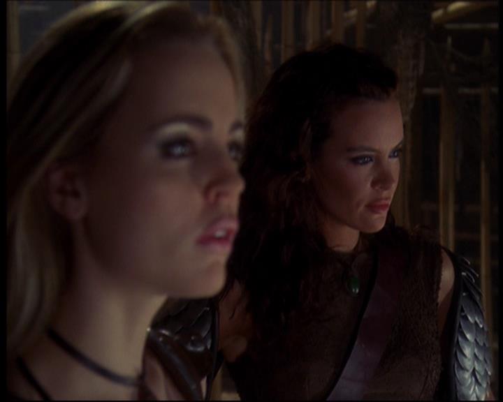 Charmed-Online_dot_net-602Valhalleyofthedolls-part20368.jpg