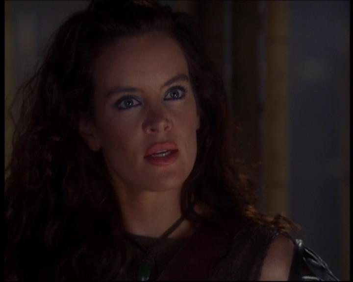 Charmed-Online_dot_net-602Valhalleyofthedolls-part20381.jpg