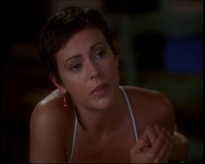 Charmed-Online_dot_net-602Valhalleyofthedolls-part20551.jpg