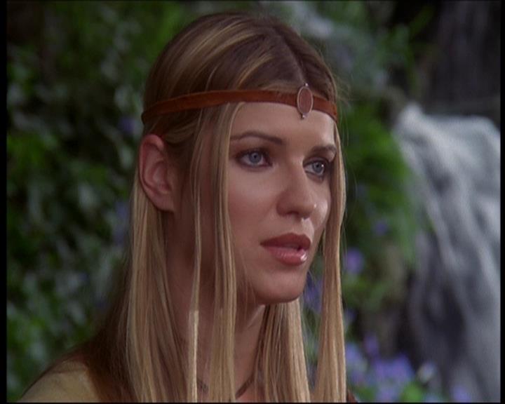 Charmed-Online_dot_net-602Valhalleyofthedolls-part20672.jpg