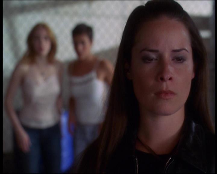 Charmed-Online_dot_net-602Valhalleyofthedolls-part21933.jpg