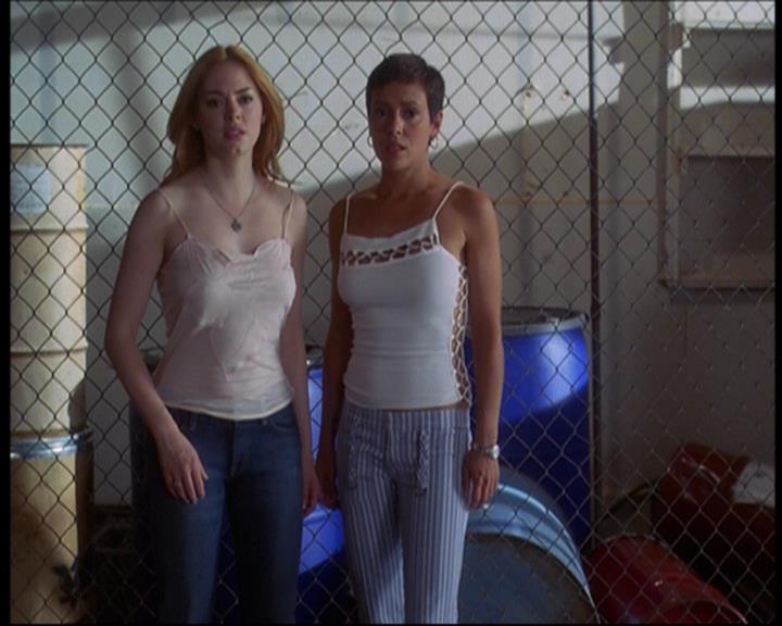 Charmed-Online_dot_net-602Valhalleyofthedolls-part21948.jpg