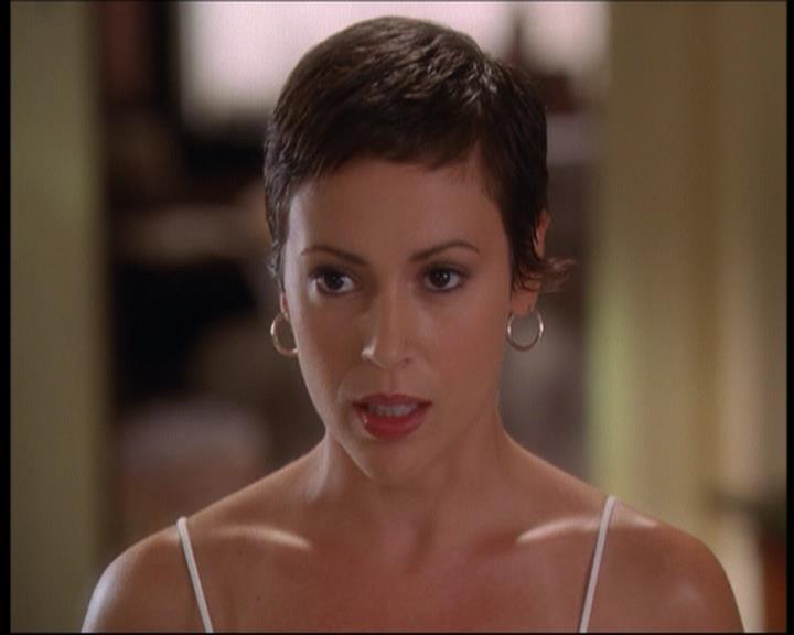 Charmed-Online_dot_net-602Valhalleyofthedolls-part22049.jpg